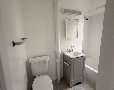 47-49 Putnam Street - Photo Thumbnail 3