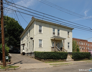 47-49 Putnam Street - Photo Thumbnail 5