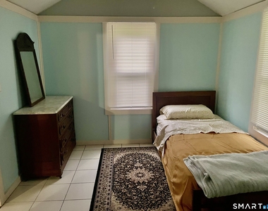 125 Old Sachems Head Road - Photo Thumbnail 13