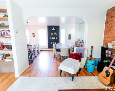 182 Chestnut Street - Photo Thumbnail 4