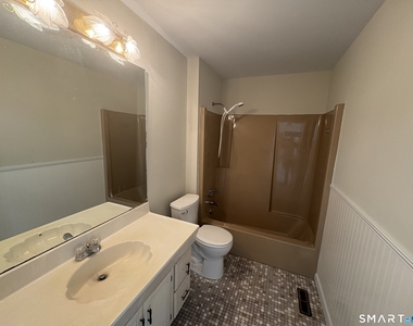330 Short Beach Road - Photo Thumbnail 7