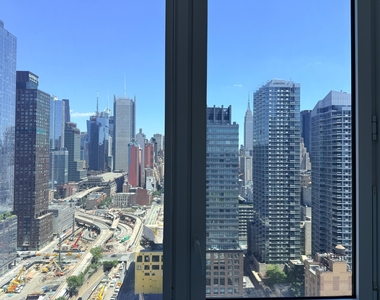 38th St & 11th Ave - Photo Thumbnail 3