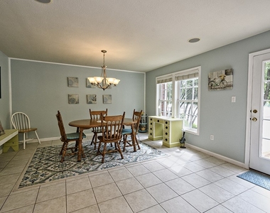 134 Chapel Harbor Dr - Photo Thumbnail 12