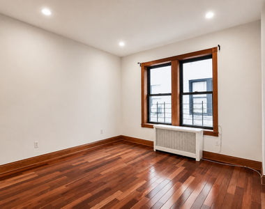Convent Avenue and West 142nd - Photo Thumbnail 2