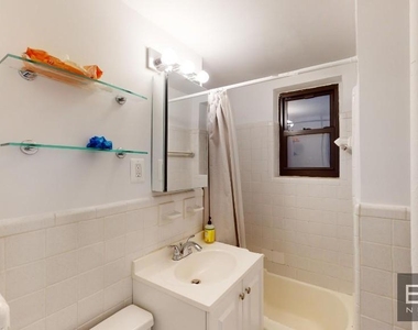 East 78th Street - Photo Thumbnail 6