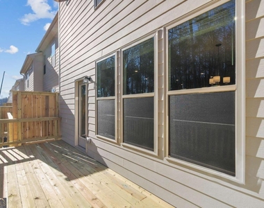 1466 Halstead Place - Photo Thumbnail 16