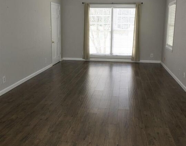 3763 Ashford Dunwoody Road Ne - Photo Thumbnail 2