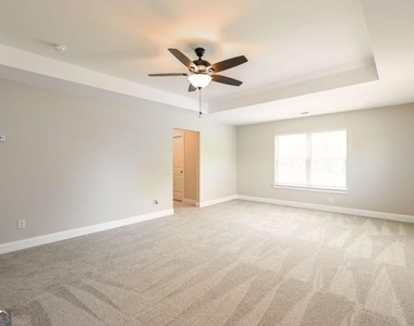 2901 Canyon Glen Way - Photo Thumbnail 8