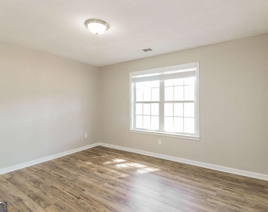 171 Country Meadows Court - Photo Thumbnail 11