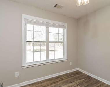 171 Country Meadows Court - Photo Thumbnail 3