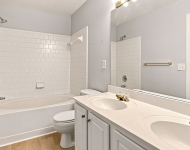 3389 Lathenview Court - Photo Thumbnail 15