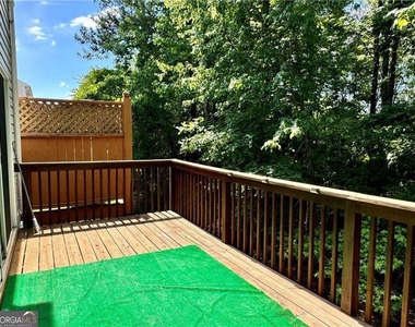 3389 Lathenview Court - Photo Thumbnail 22
