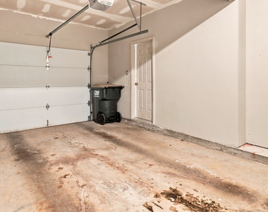 3389 Lathenview Court - Photo Thumbnail 23