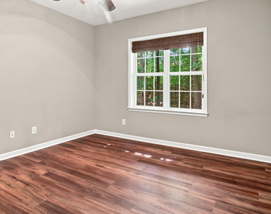 3389 Lathenview Court - Photo Thumbnail 10