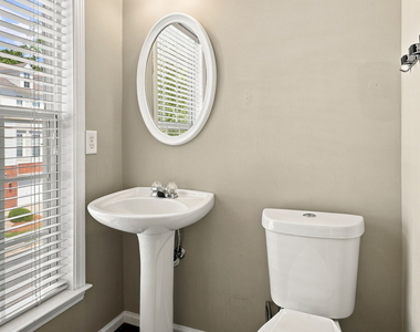 3389 Lathenview Court - Photo Thumbnail 12
