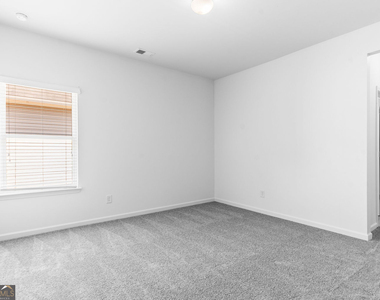 1061 Blind Brook Circle - Photo Thumbnail 28