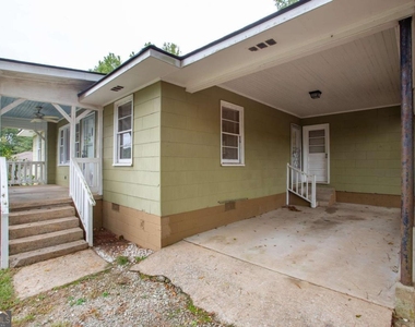 133 Nelson Street - Photo Thumbnail 1