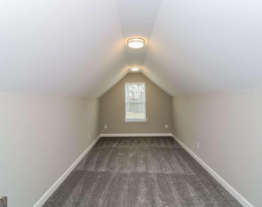 112 Cassidy Trail - Photo Thumbnail 13