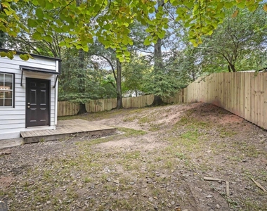 1877 Sumter Street Nw - Photo Thumbnail 18