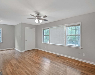 1877 Sumter Street Nw - Photo Thumbnail 2