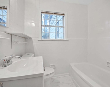 1877 Sumter Street Nw - Photo Thumbnail 17