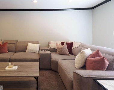 685 Cedar Avenue Nw - Photo Thumbnail 7