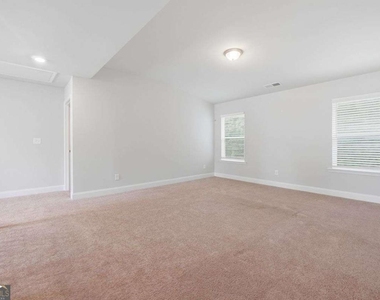 2408 Smoke Court - Photo Thumbnail 8
