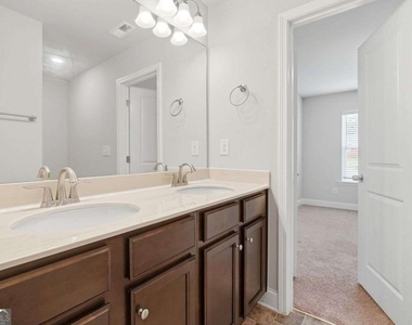 2408 Smoke Court - Photo Thumbnail 10