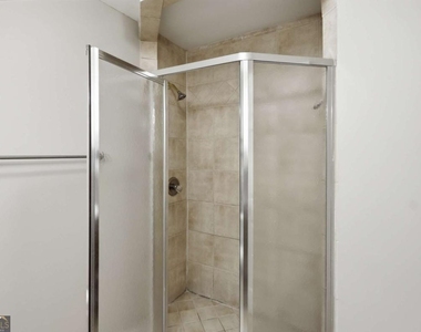 1370 Blackwell Road - Photo Thumbnail 13