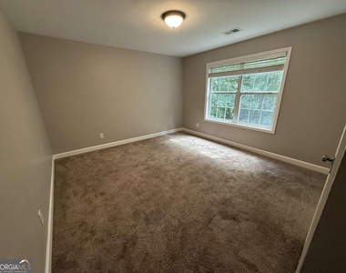 944 Crossing Rock Drive - Photo Thumbnail 12