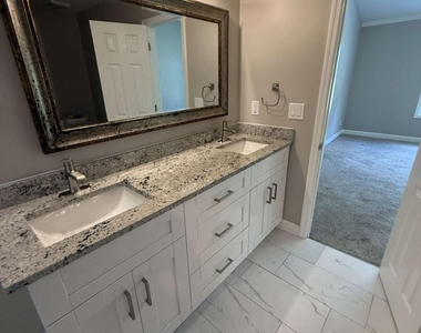 944 Crossing Rock Drive - Photo Thumbnail 24