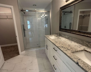 944 Crossing Rock Drive - Photo Thumbnail 22