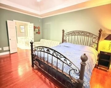 1490 Mill Place Drive - Photo Thumbnail 6