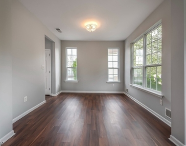 227 Winding Hill Dr - Photo Thumbnail 3