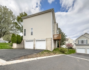 227 Winding Hill Dr - Photo Thumbnail 28