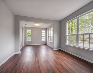 227 Winding Hill Dr - Photo Thumbnail 2