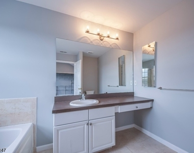 227 Winding Hill Dr - Photo Thumbnail 20