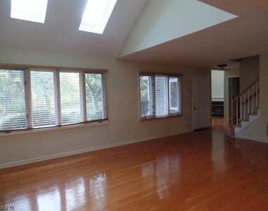 85 Village Dr - Photo Thumbnail 2