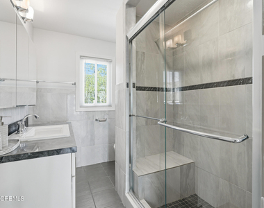 970 Van Court Avenue - Photo Thumbnail 18