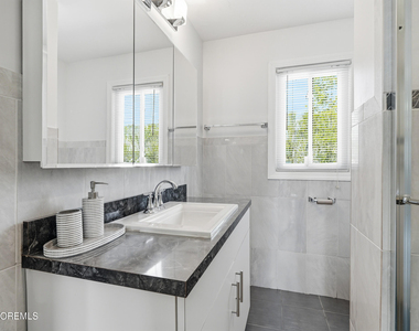 970 Van Court Avenue - Photo Thumbnail 17