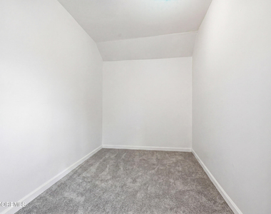 970 Van Court Avenue - Photo Thumbnail 32
