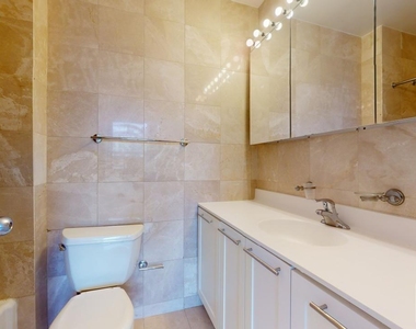 West 87th Street - Photo Thumbnail 2