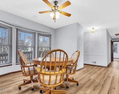 1097 S Lakewood Farmingdale Road - Photo Thumbnail 9