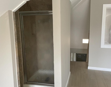 103 Pavilion Avenue - Photo Thumbnail 12