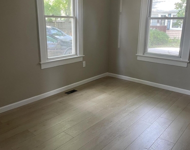 103 Pavilion Avenue - Photo Thumbnail 6