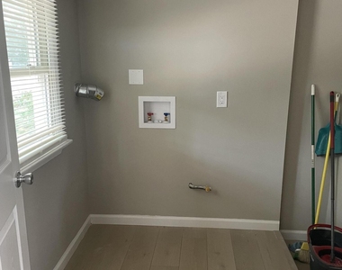 103 Pavilion Avenue - Photo Thumbnail 14
