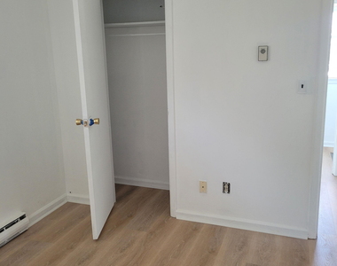 171 Twilight Avenue - Photo Thumbnail 2