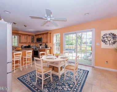 627 Eltone Road - Photo Thumbnail 24