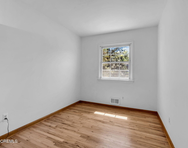 1112 Wildwood Avenue - Photo Thumbnail 12
