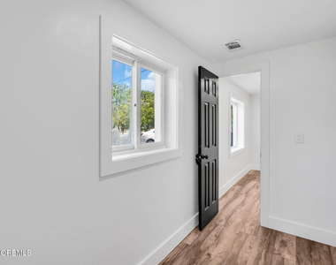 24 Woodlark Road - Photo Thumbnail 20